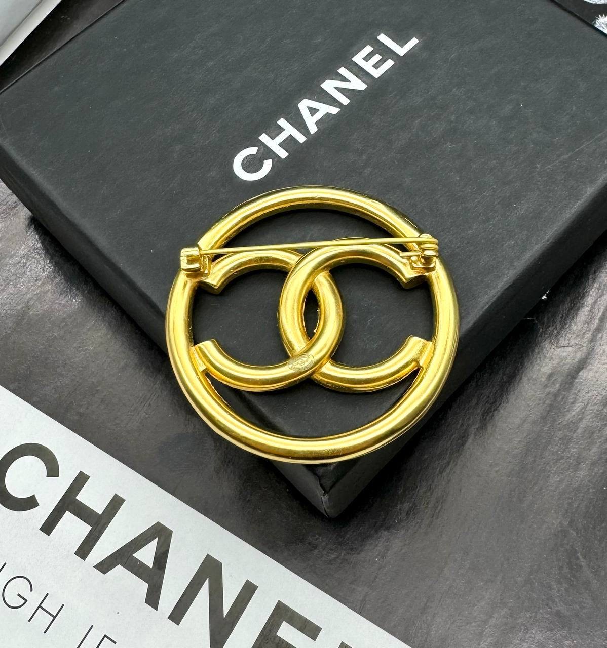 Фото Брошь Chanel M1831