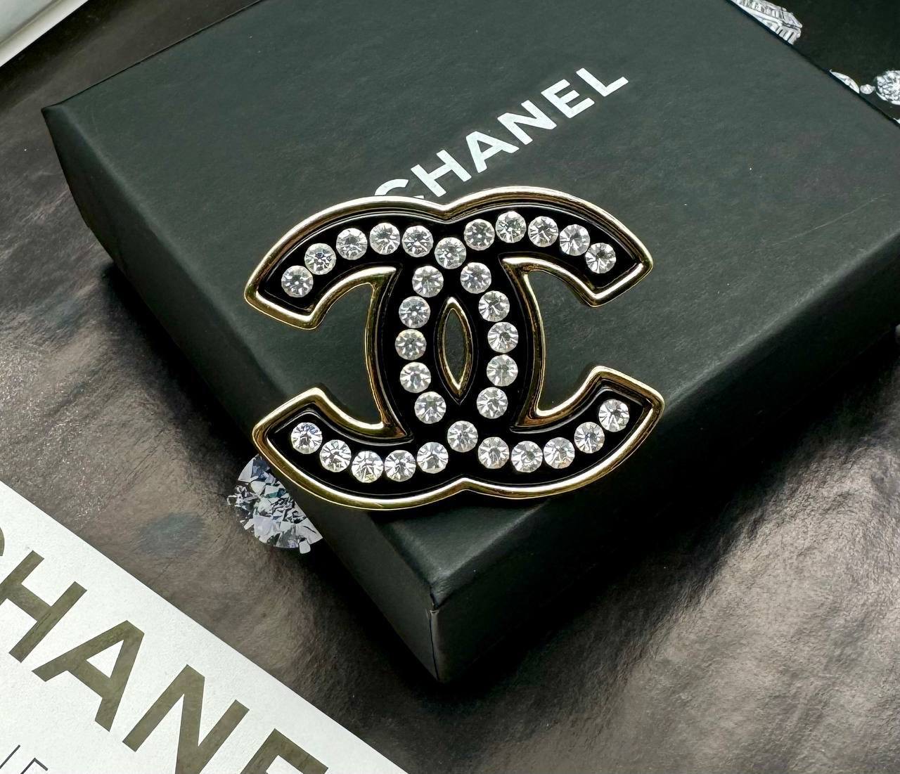 Фото Брошь Chanel B2563