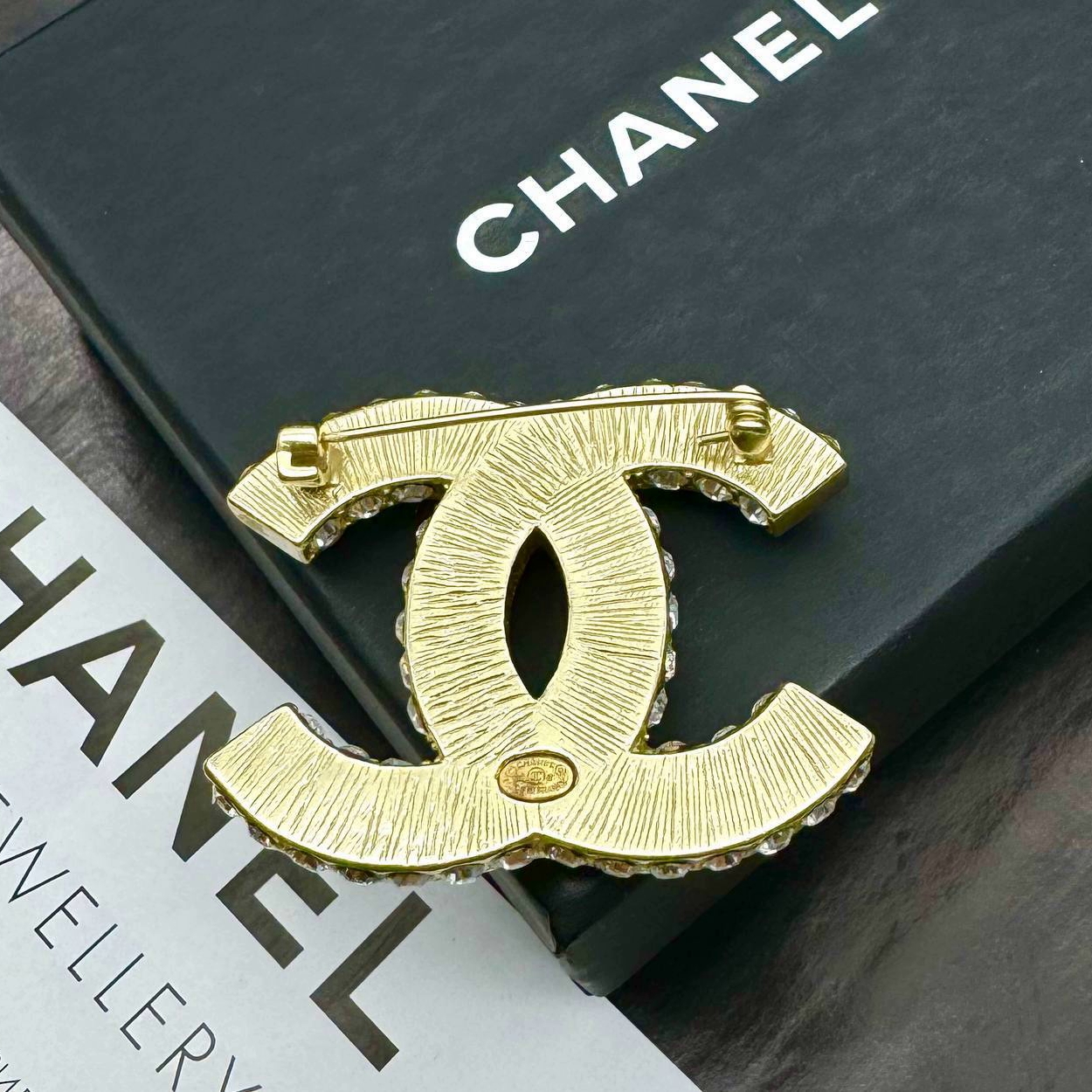 Фото Брошь Chanel M1854