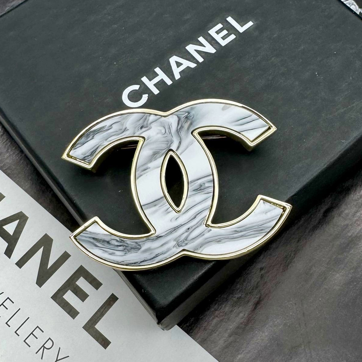 Фото Брошь Chanel M1857