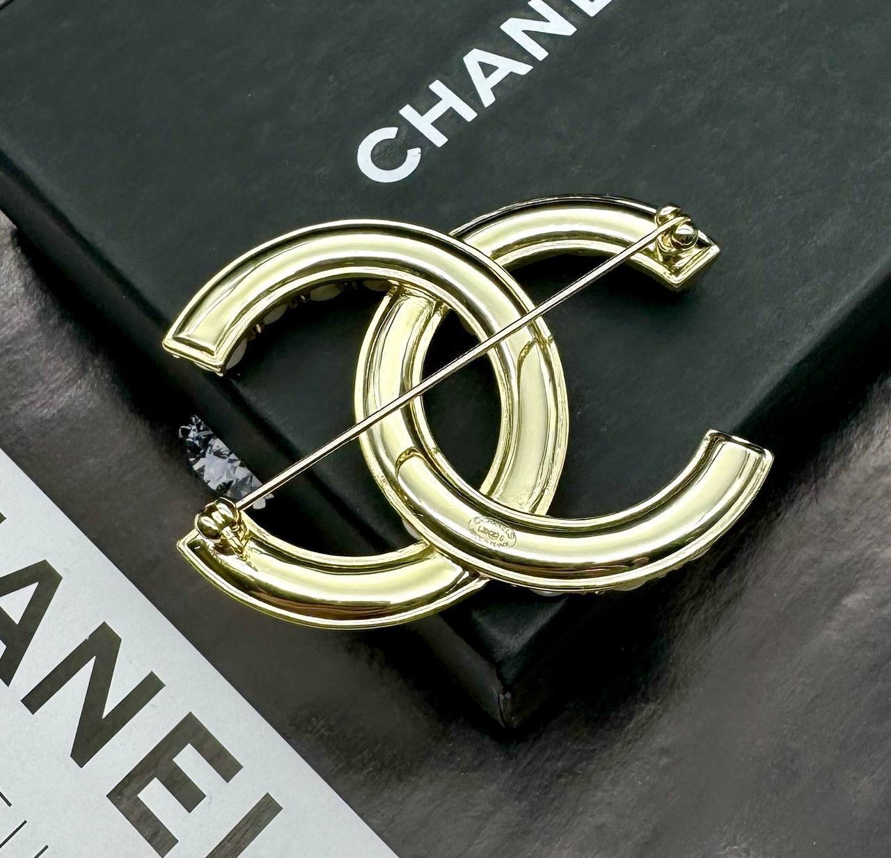 Фото Брошь Chanel B2565