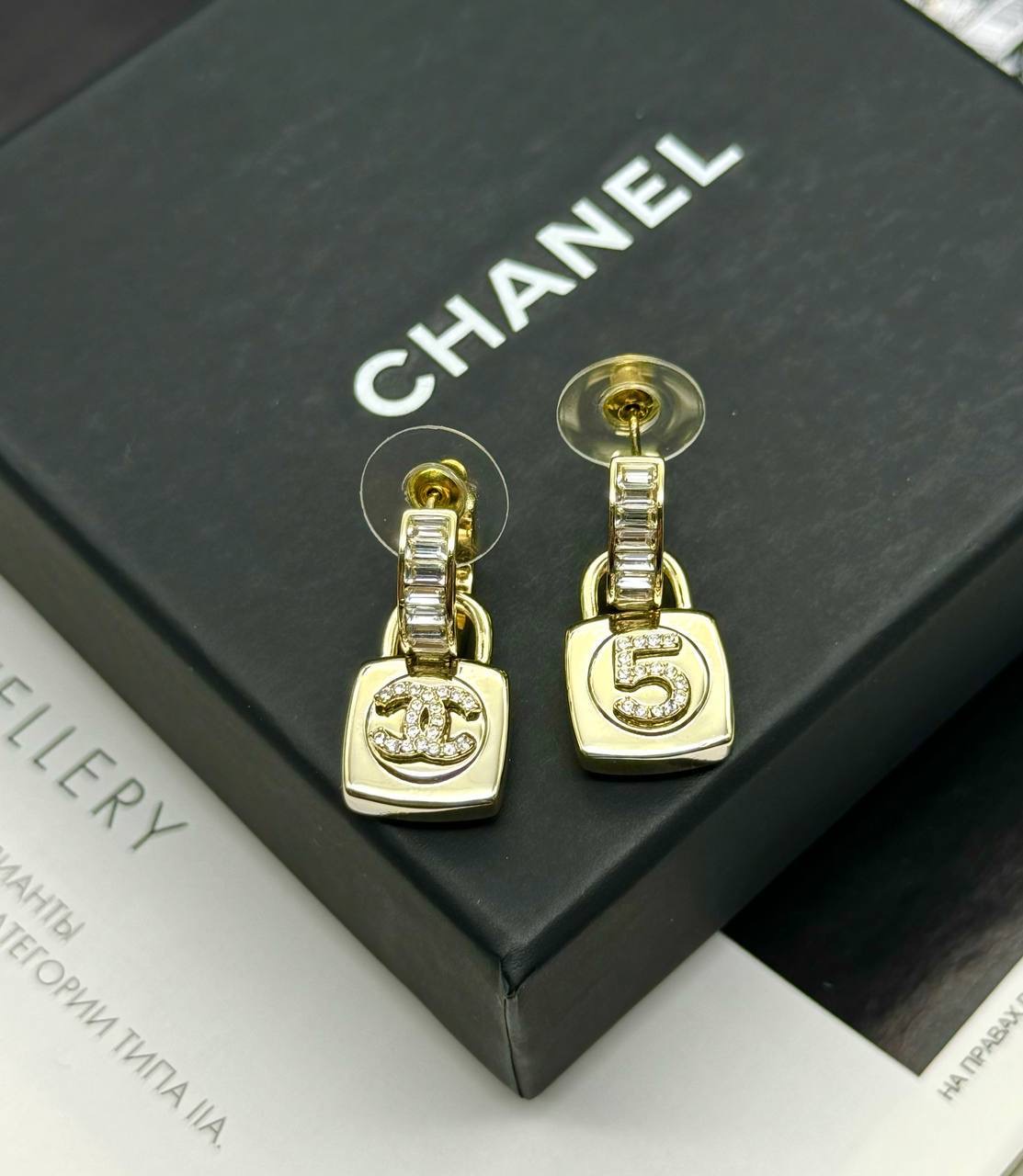 Фото Серьги Chanel B2577