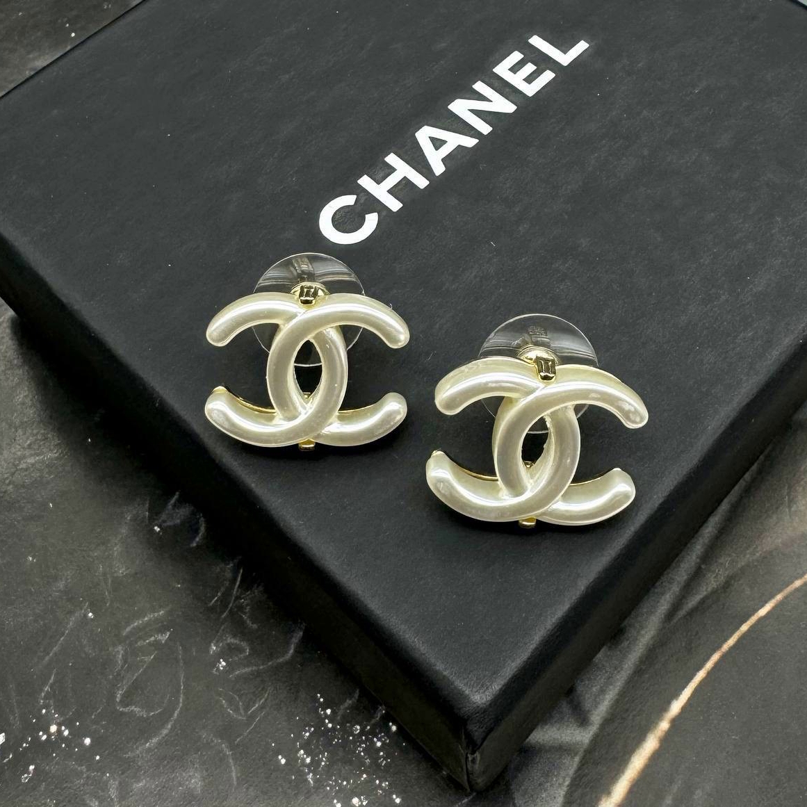 Фото серьги Chanel M1871