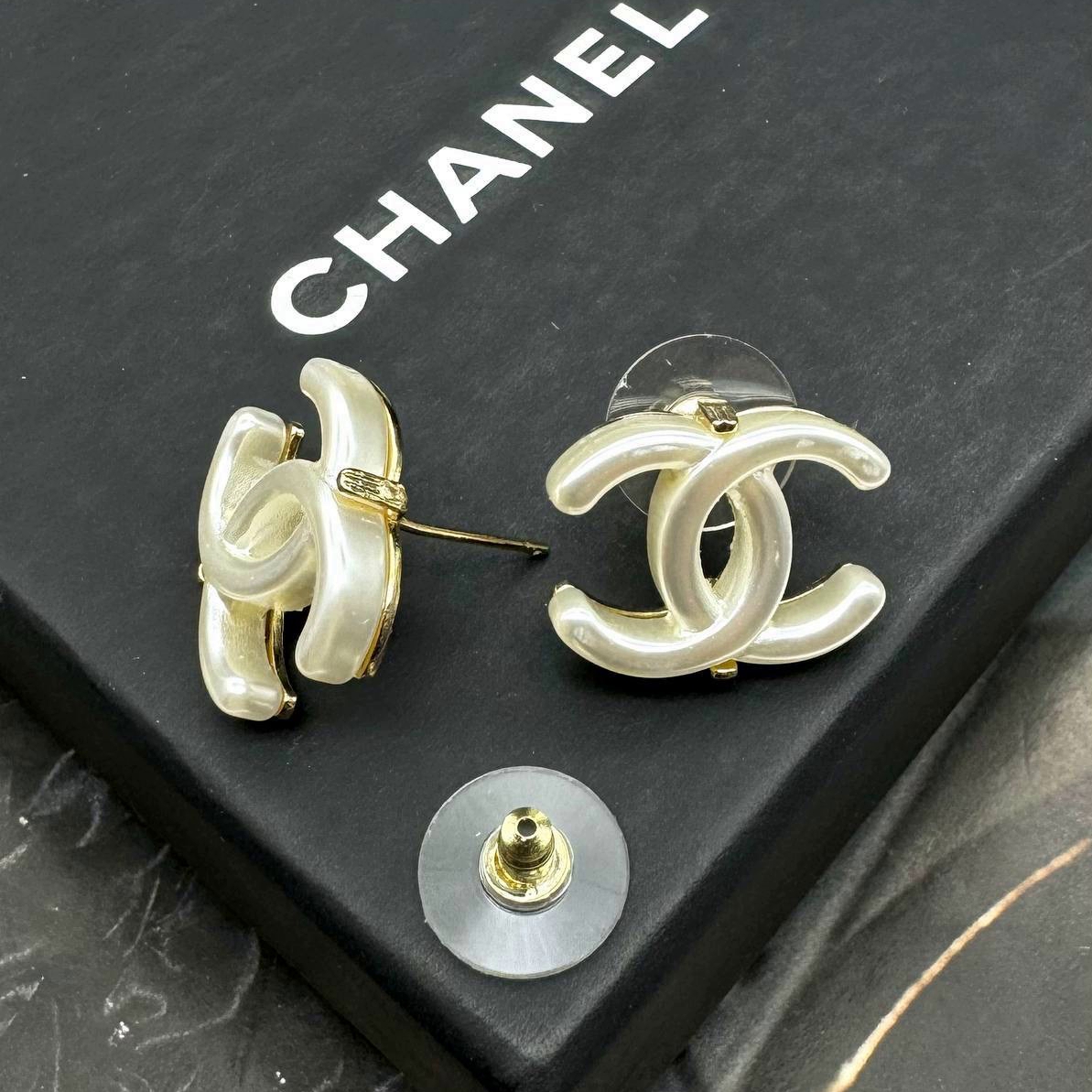 Фото серьги Chanel M1871