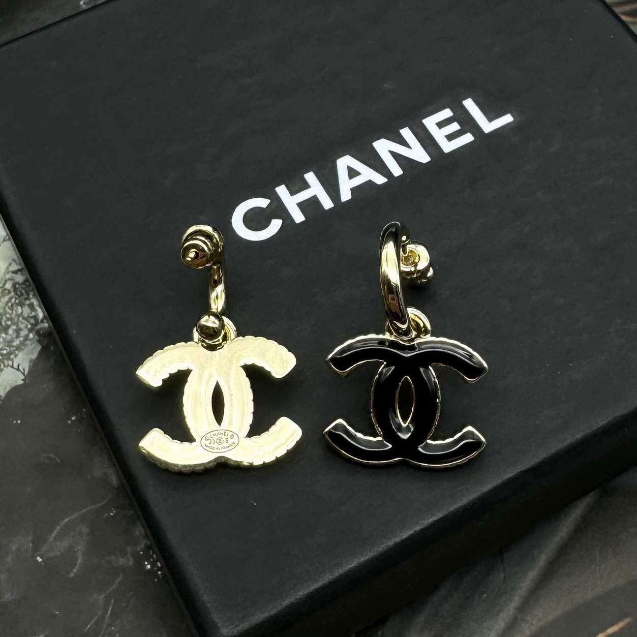 Фото серьги Chanel M1879