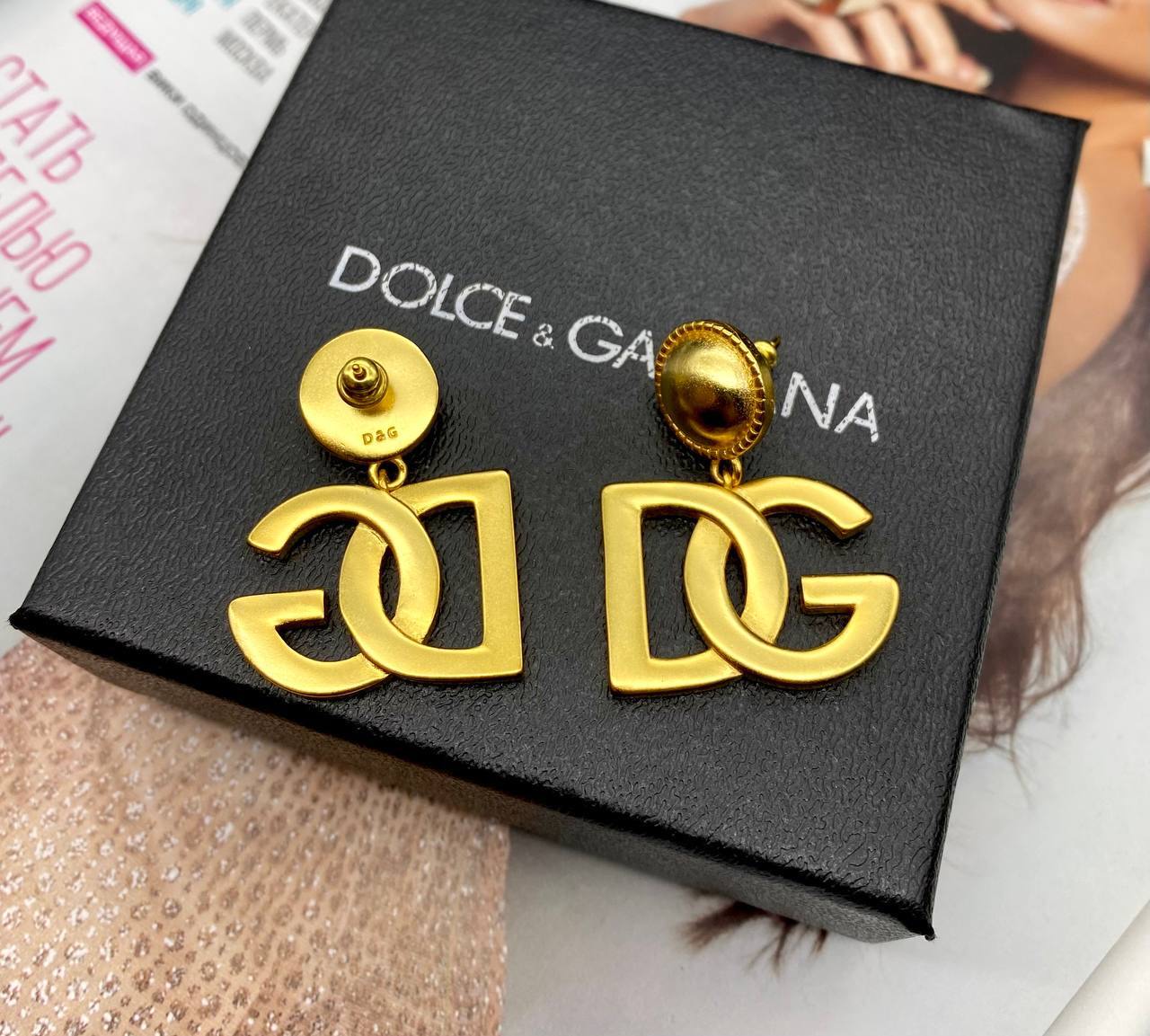 Фото Серьги Dolce Gabbana Logo B2414