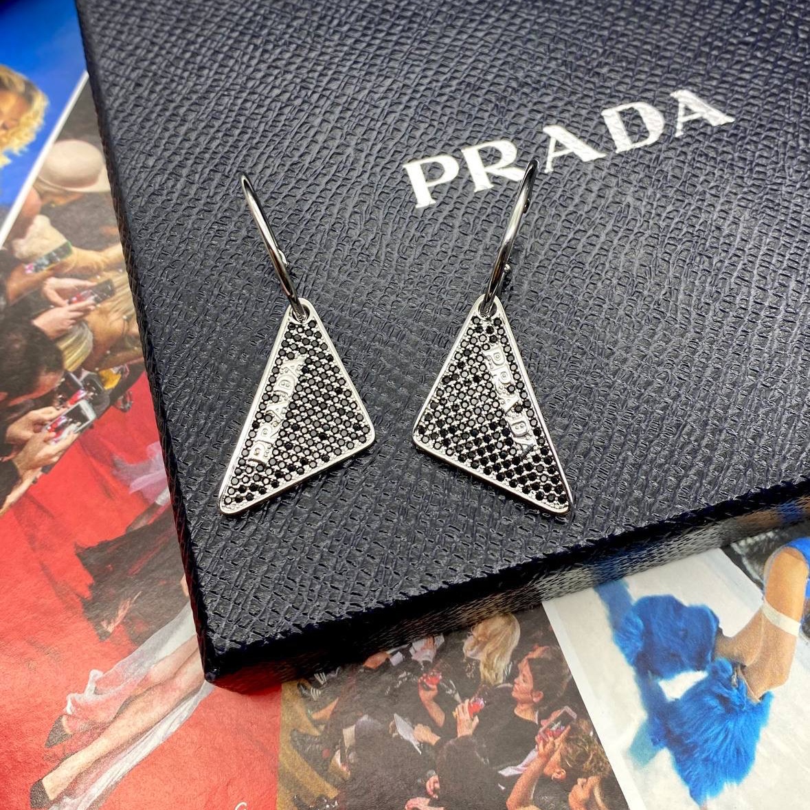 Фото Серьги Prada B2428