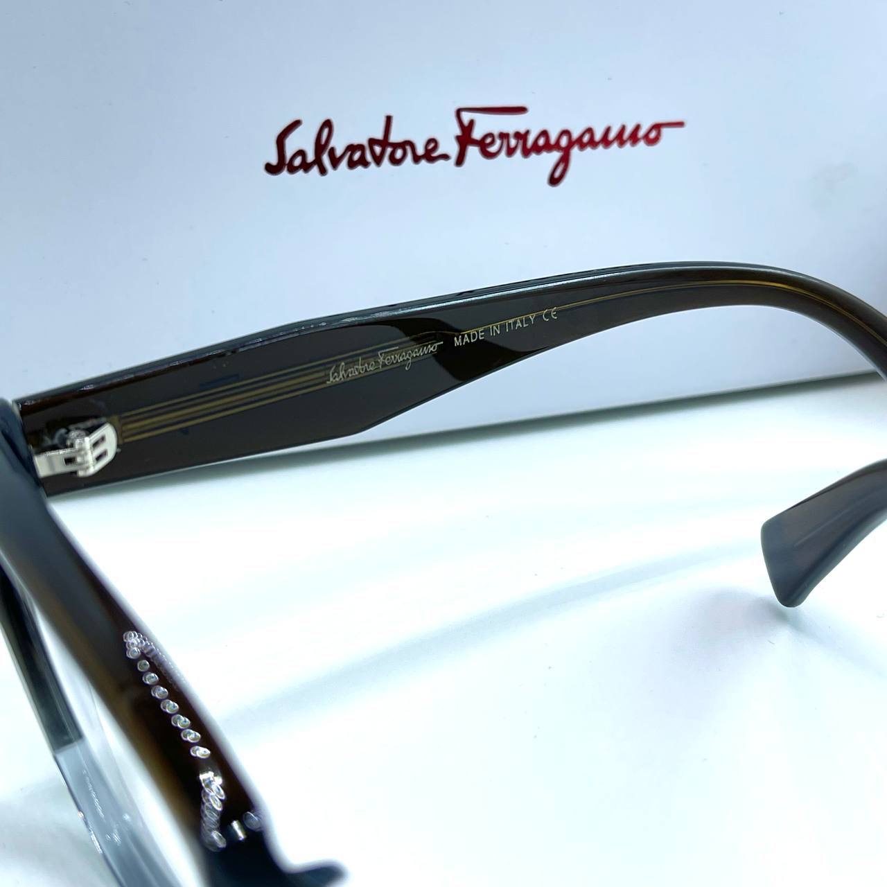 Фото Очки Salvatore Ferragamo B2457