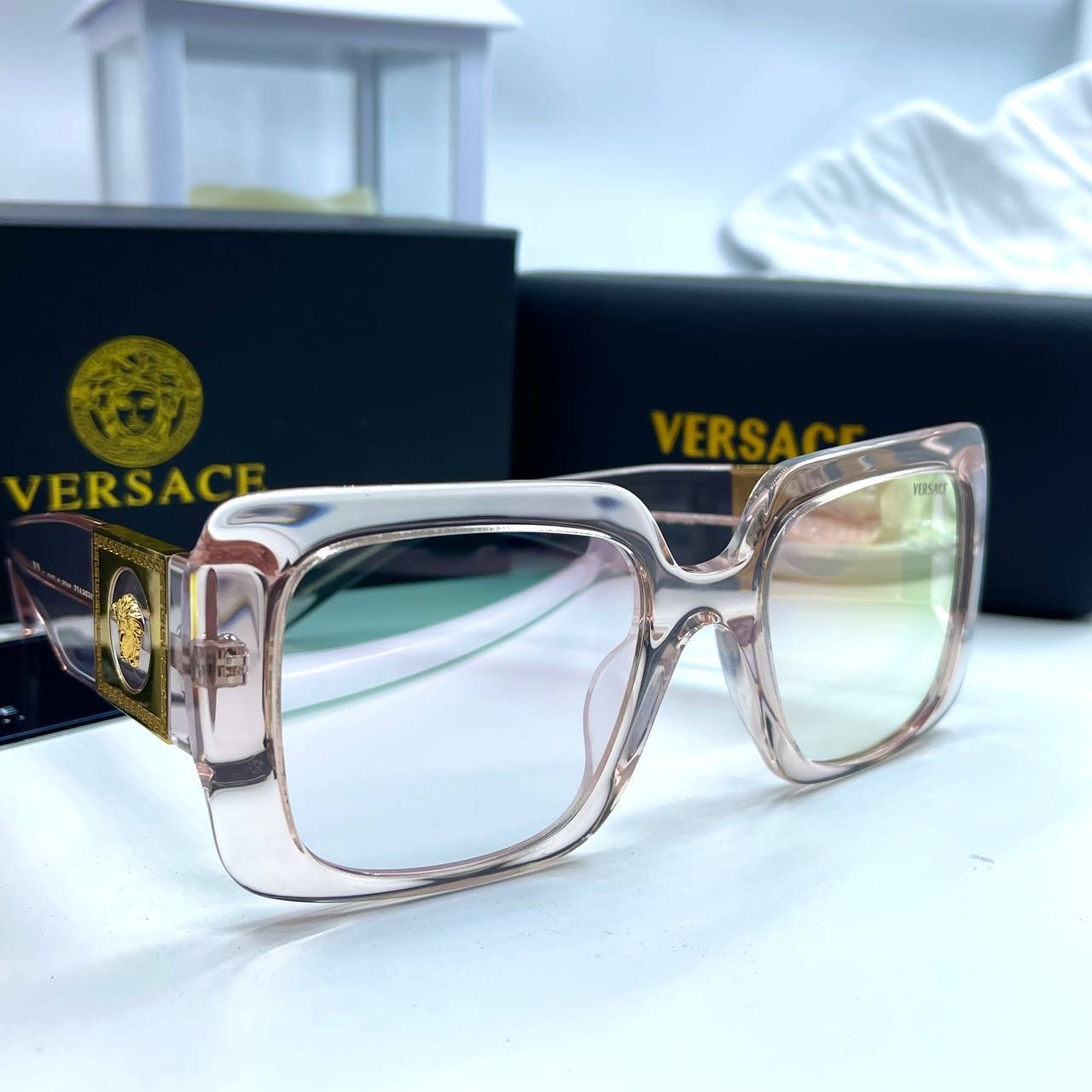 Фото Очки Versace Medusa Stud B2461