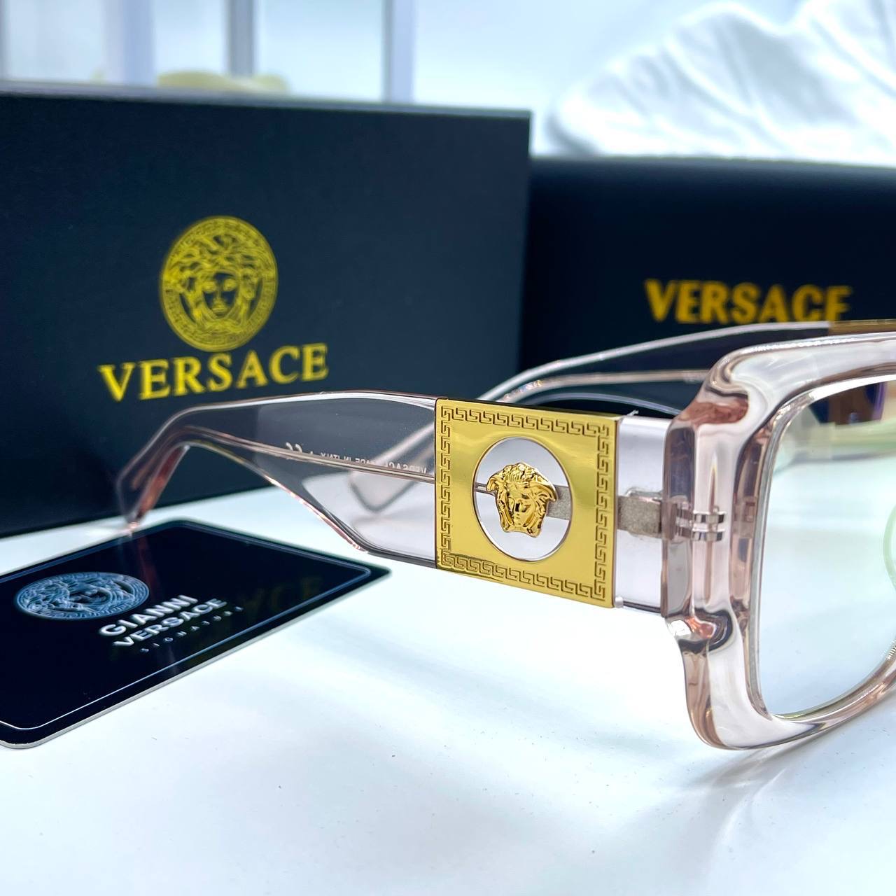 Фото Очки Versace Medusa Stud B2461