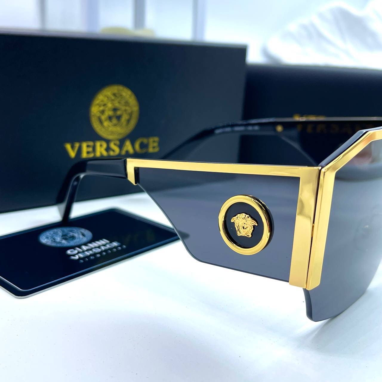 Фото Очки Versace Medusa Halo B2463