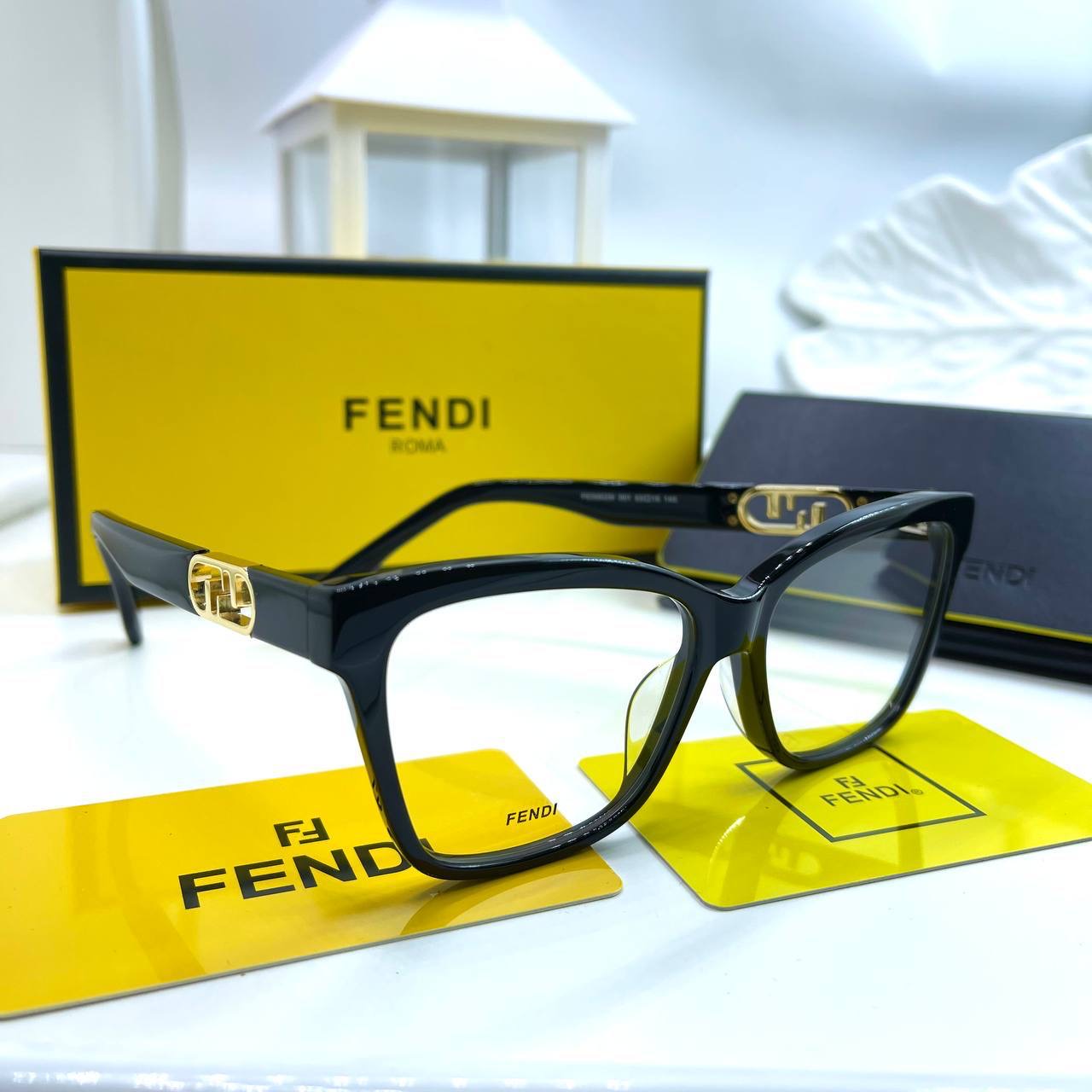 Фото Очки Fendi B2481