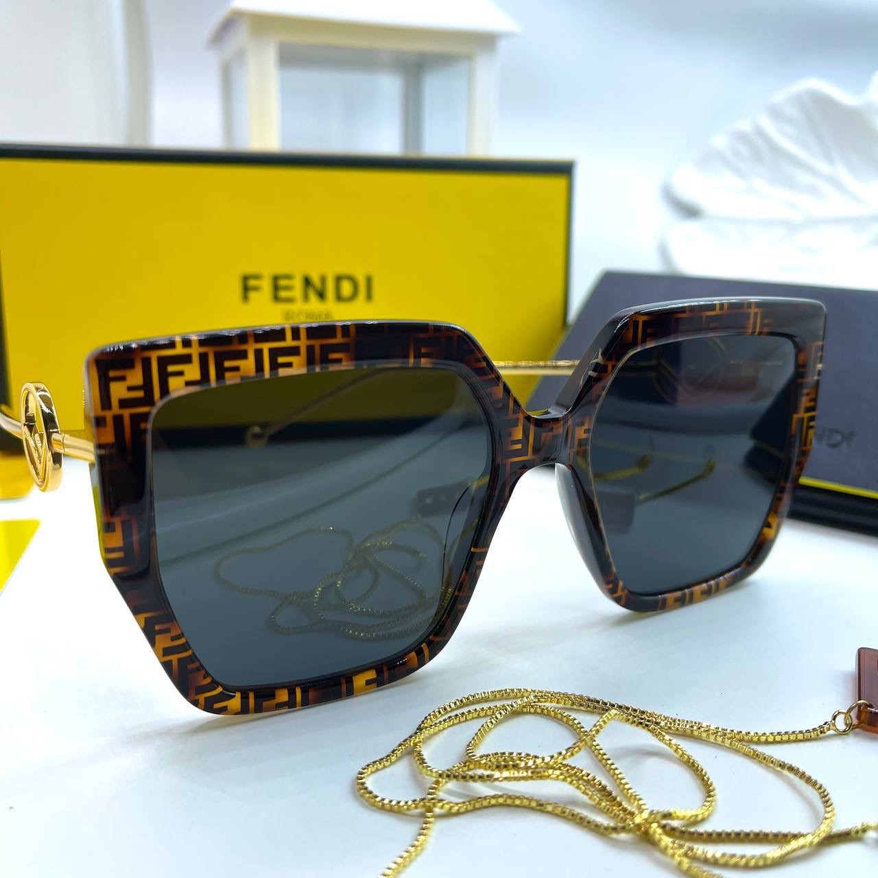 Фото Очки Fendi B2483