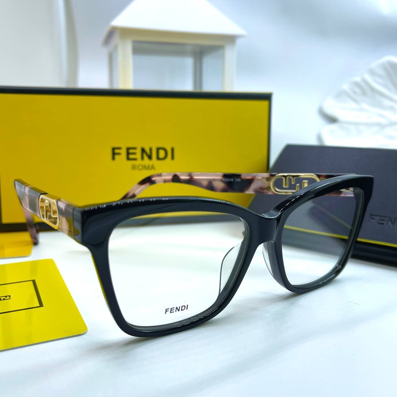 Фото Очки Fendi B2486