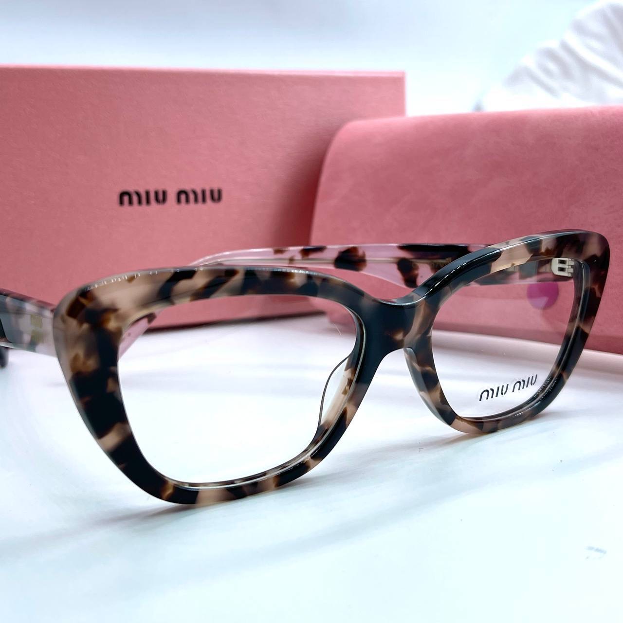 Фото Очки Miu Miu B2498