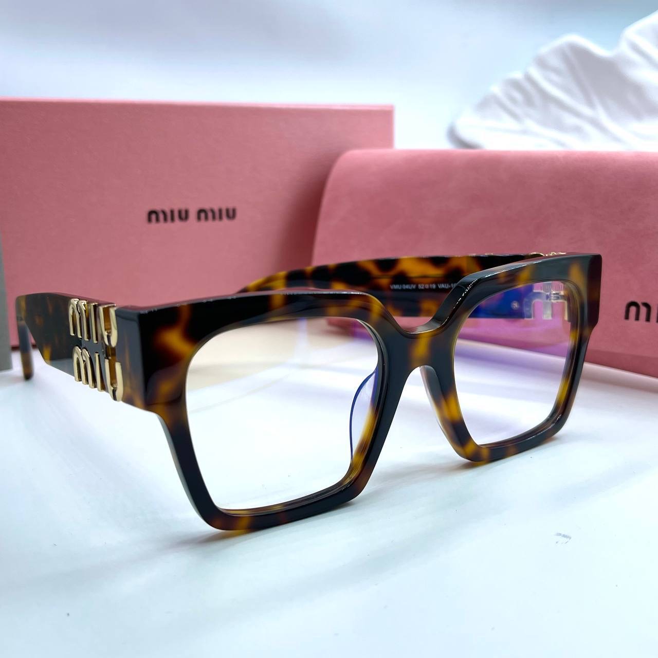 Фото Очки Miu Miu B2500
