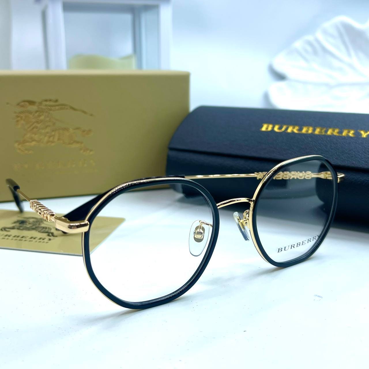 Фото Очки Burberry B2509