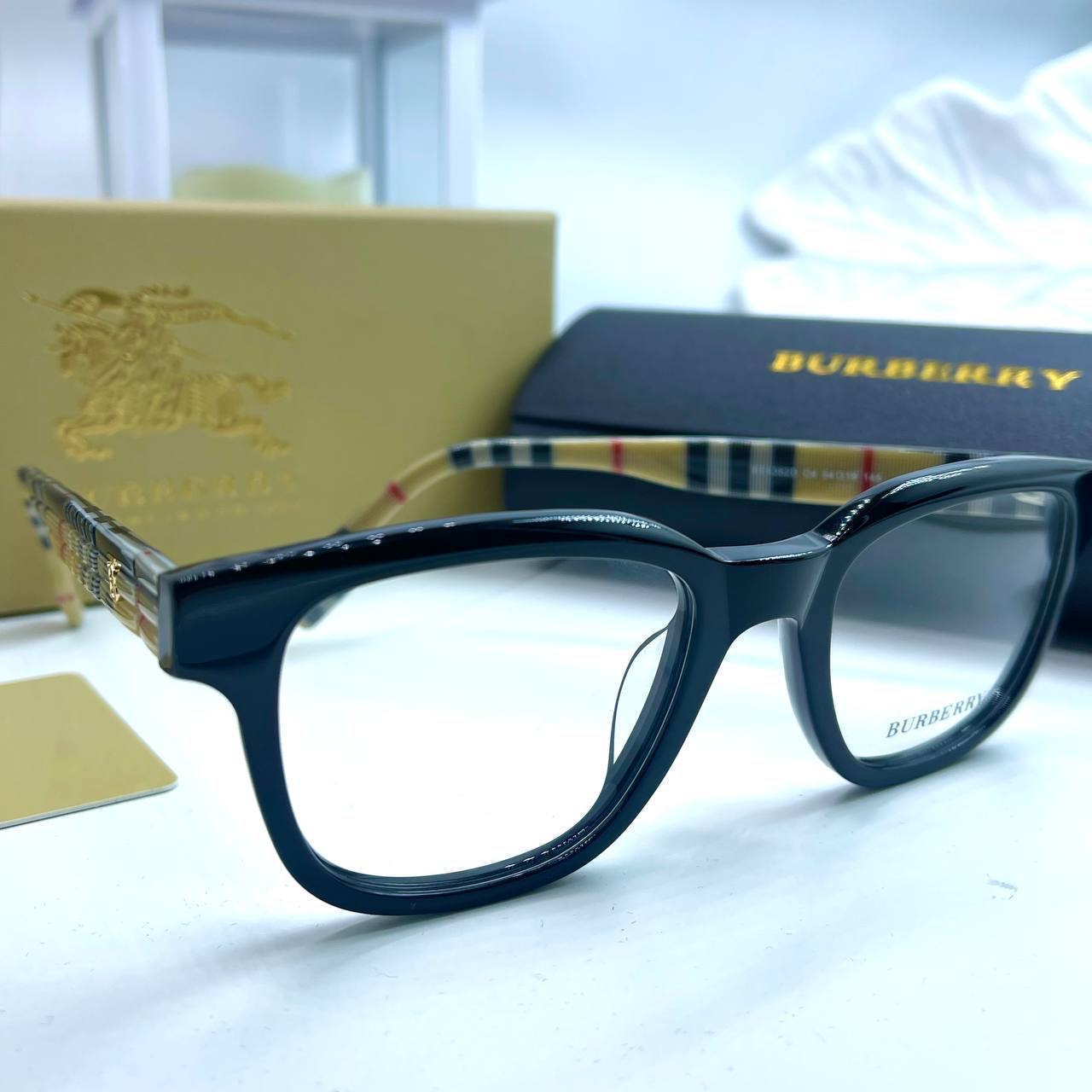 Фото Очки Burberry B2513