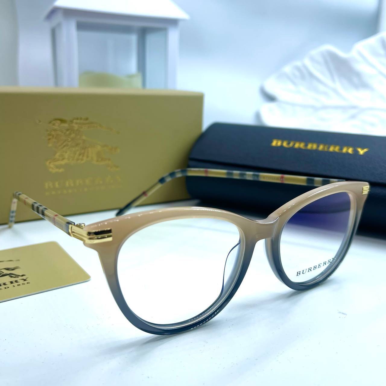 Фото Очки Burberry B2514