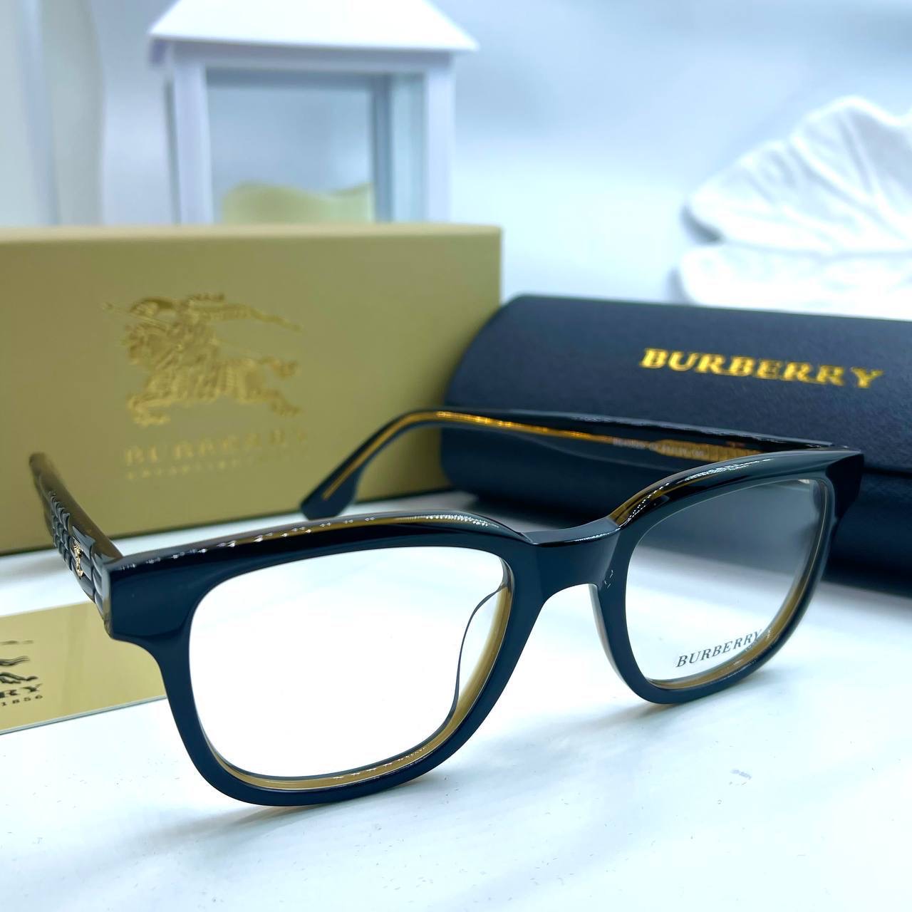 Фото Очки Burberry B2515