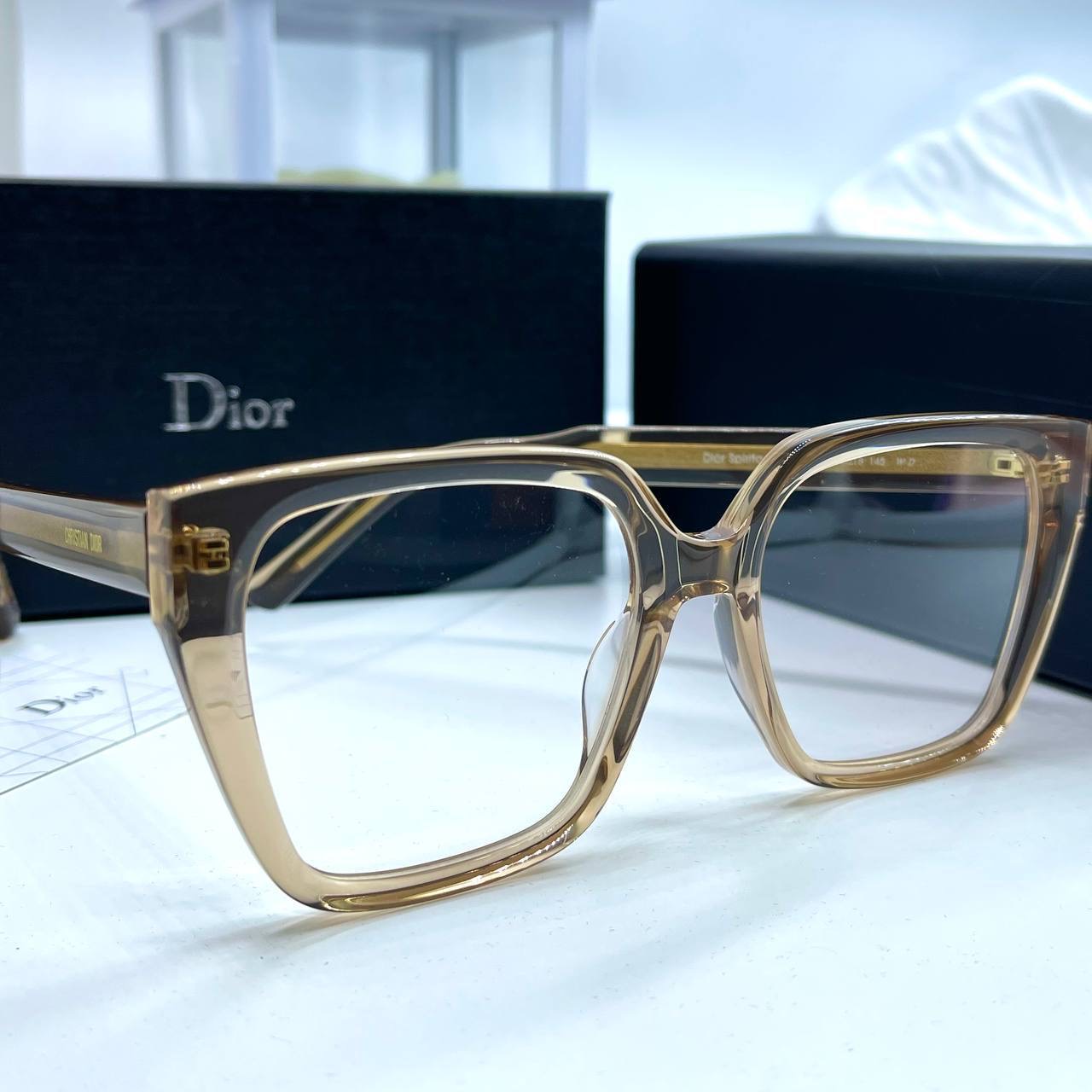 Фото Очки Dior Spirito B2526