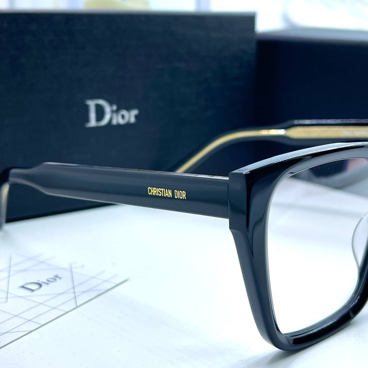 Фото Очки Dior Spirito B2528