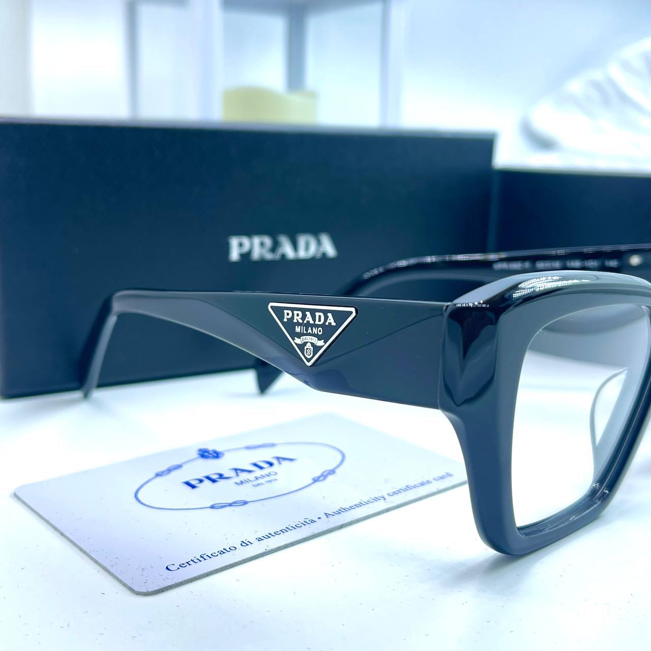 Фото Очки Prada M1798