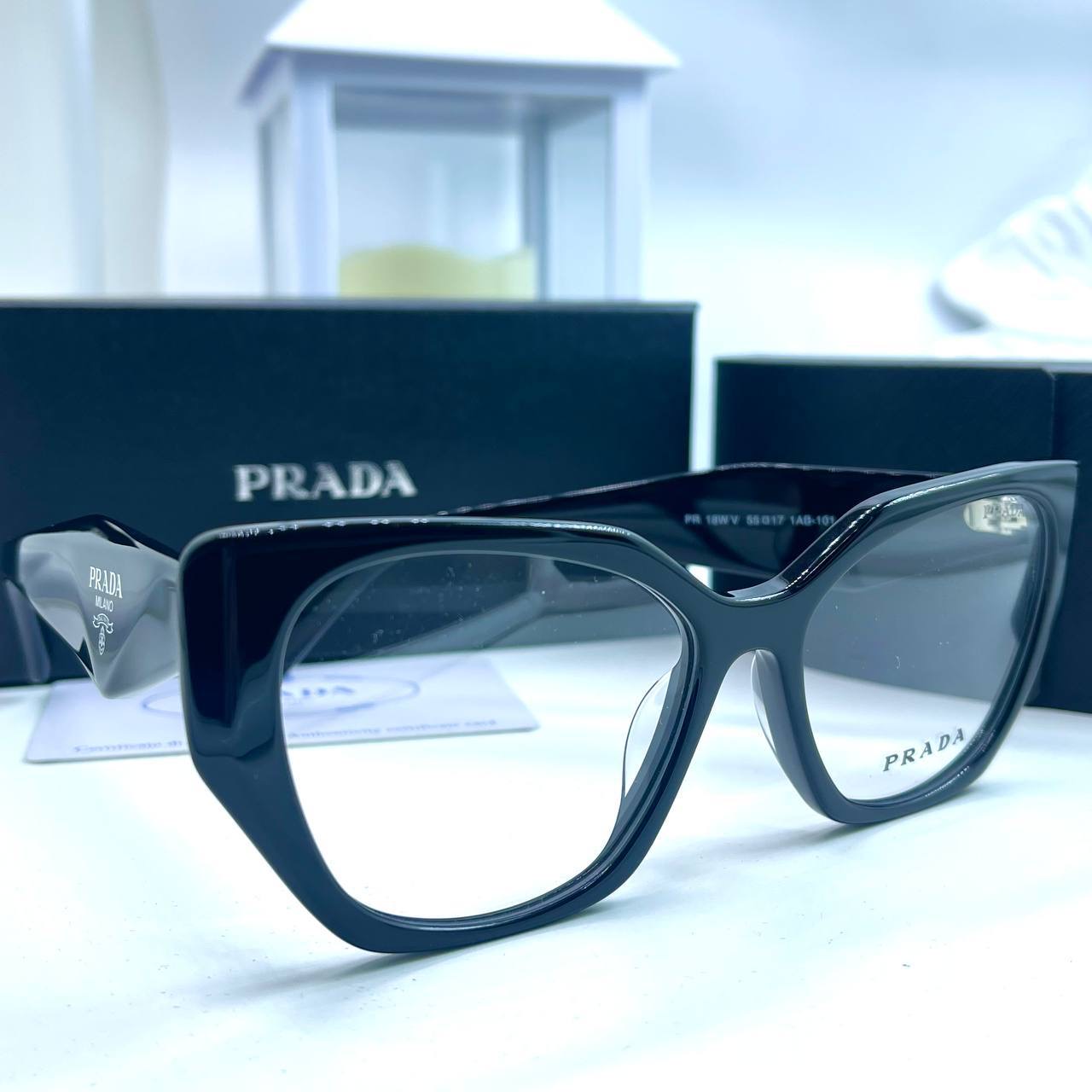 Фото Очки Prada M1801