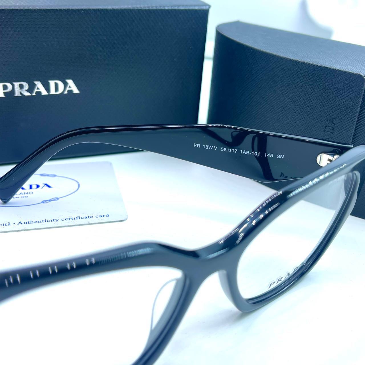 Фото Очки Prada M1801