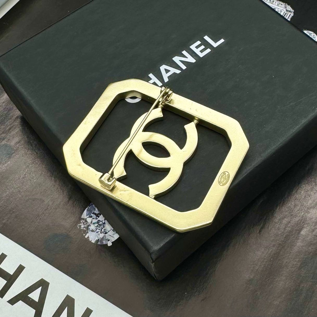 Фото Брошь Chanel M1834