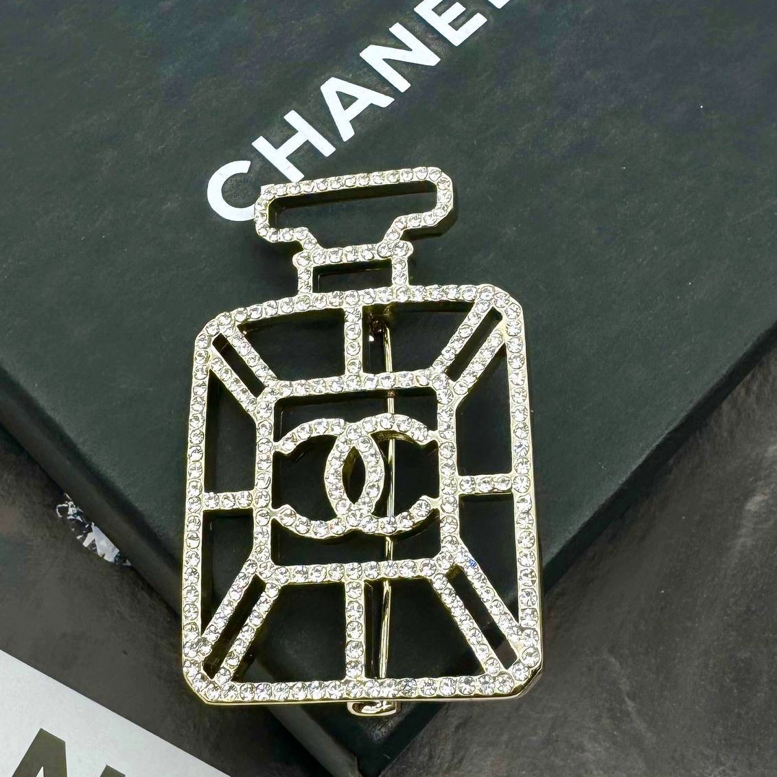 Фото Брошь Chanel M1837