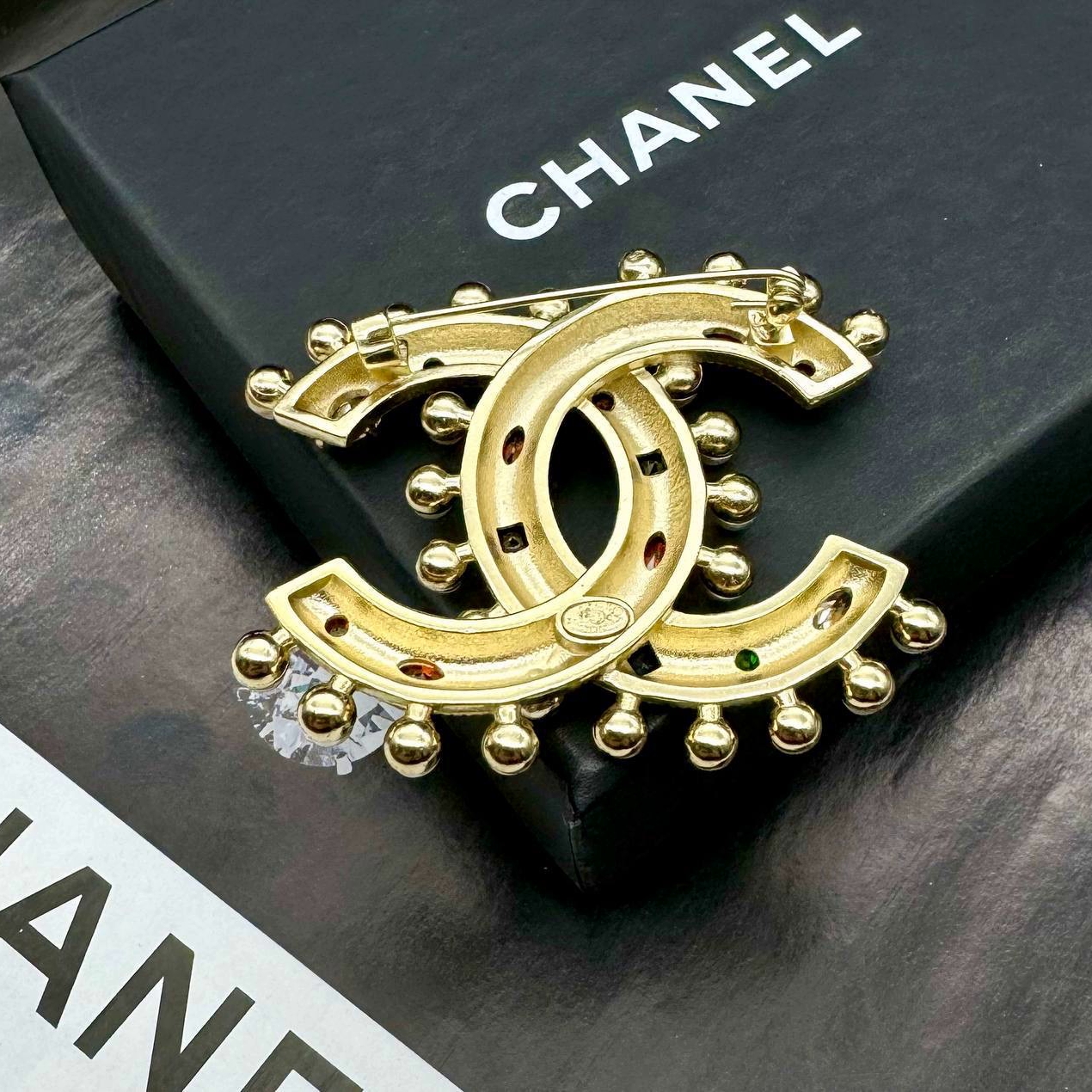 Фото Брошь Chanel M1838