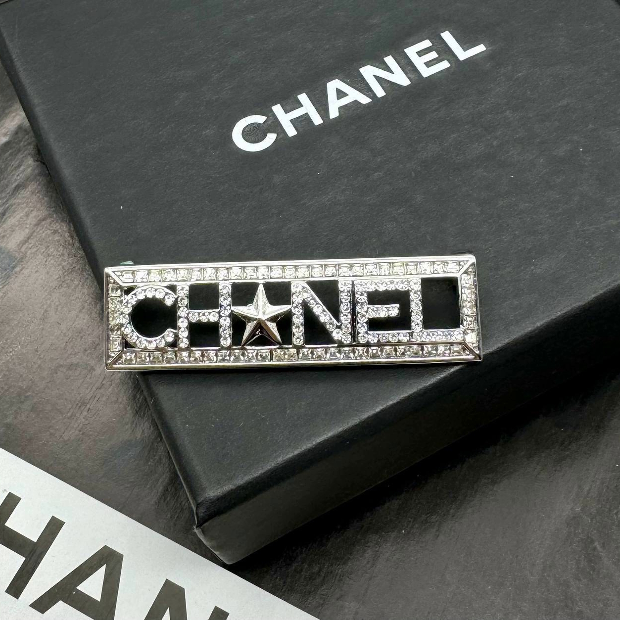 Фото Брошь Chanel M1839