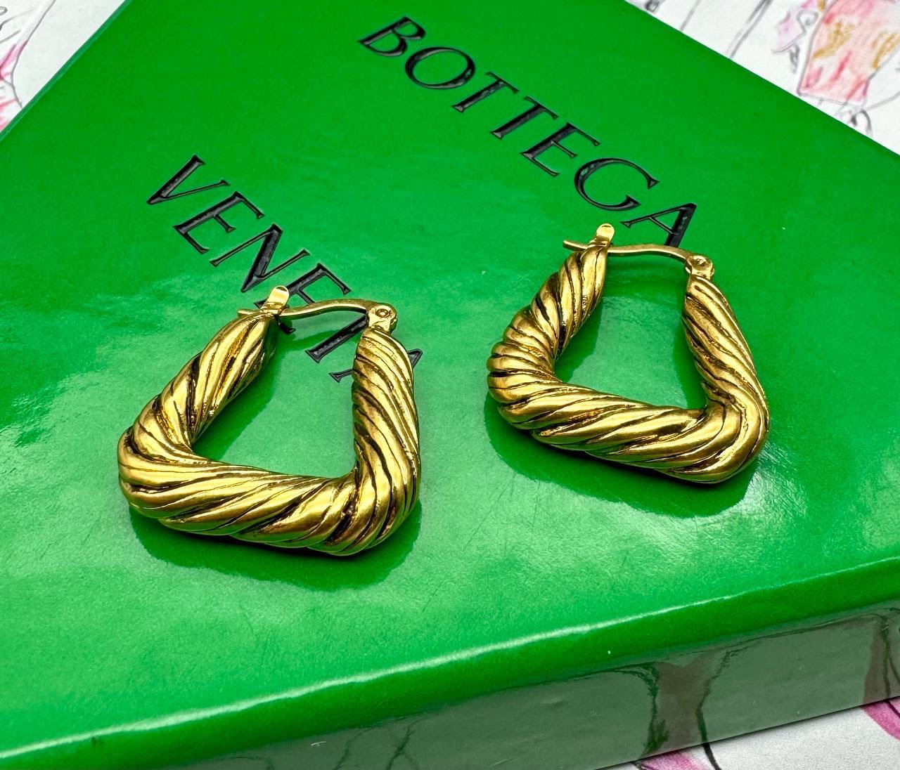 Фото Серьги Bottega Veneta M1965