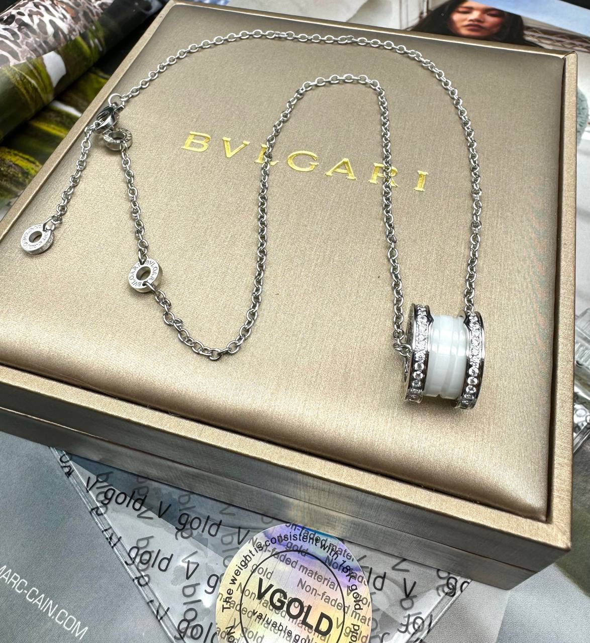 Фото Колье Bvlgari M2000