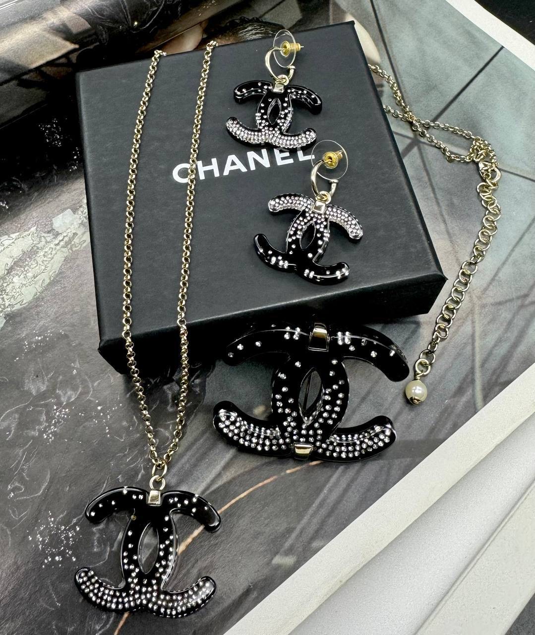 Фото Серьги Chanel B2593