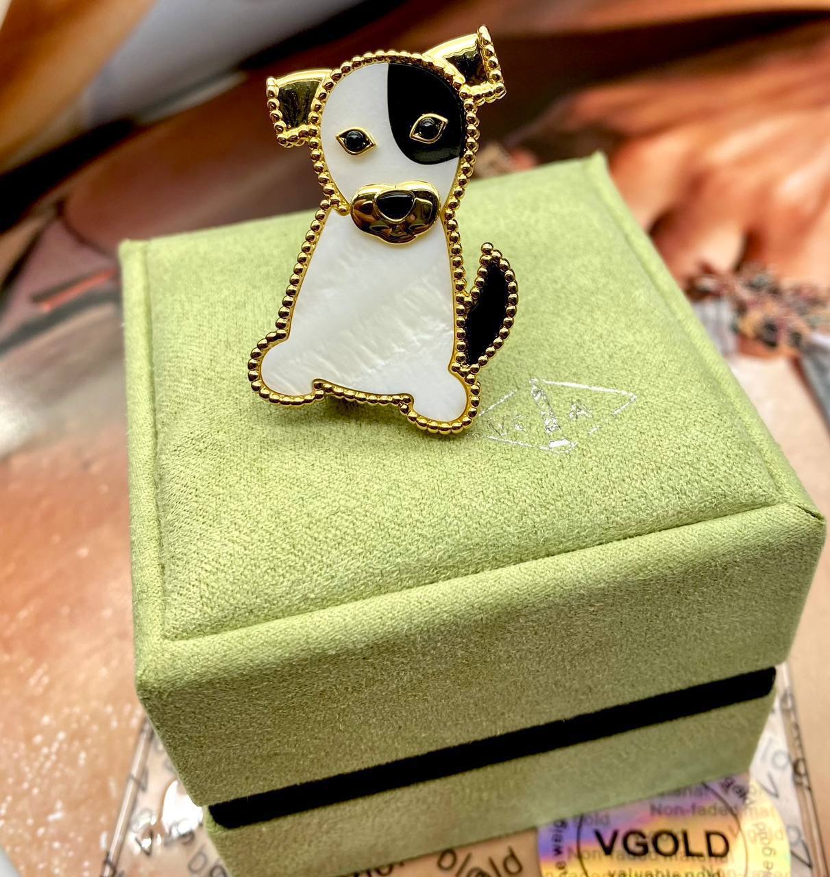 Фото Брошь Van Cleef & Arpels Lucky Animals Dog B2861