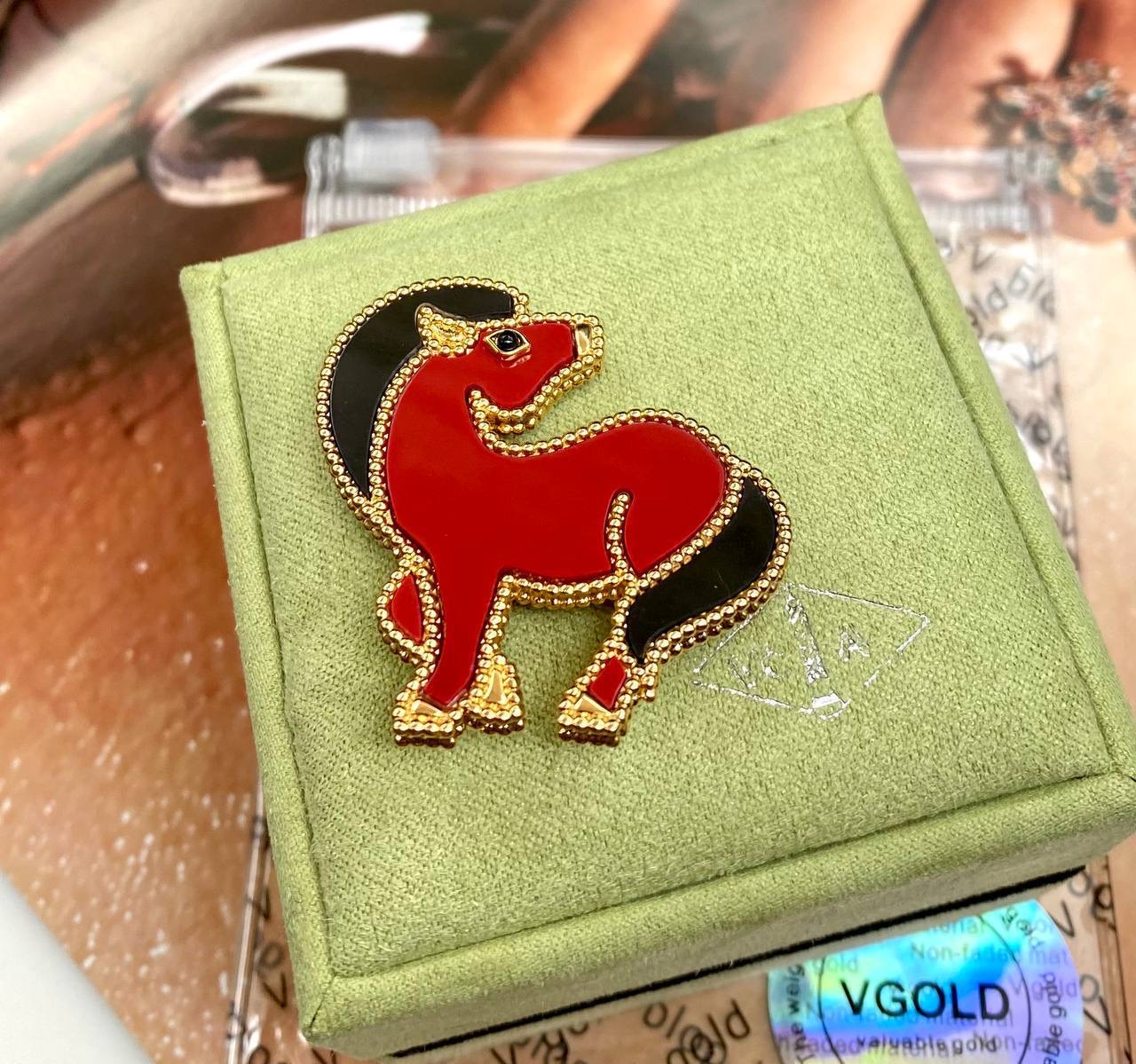 Фото Брошь Van Cleef & Arpels Lucky Animals Horse B2864