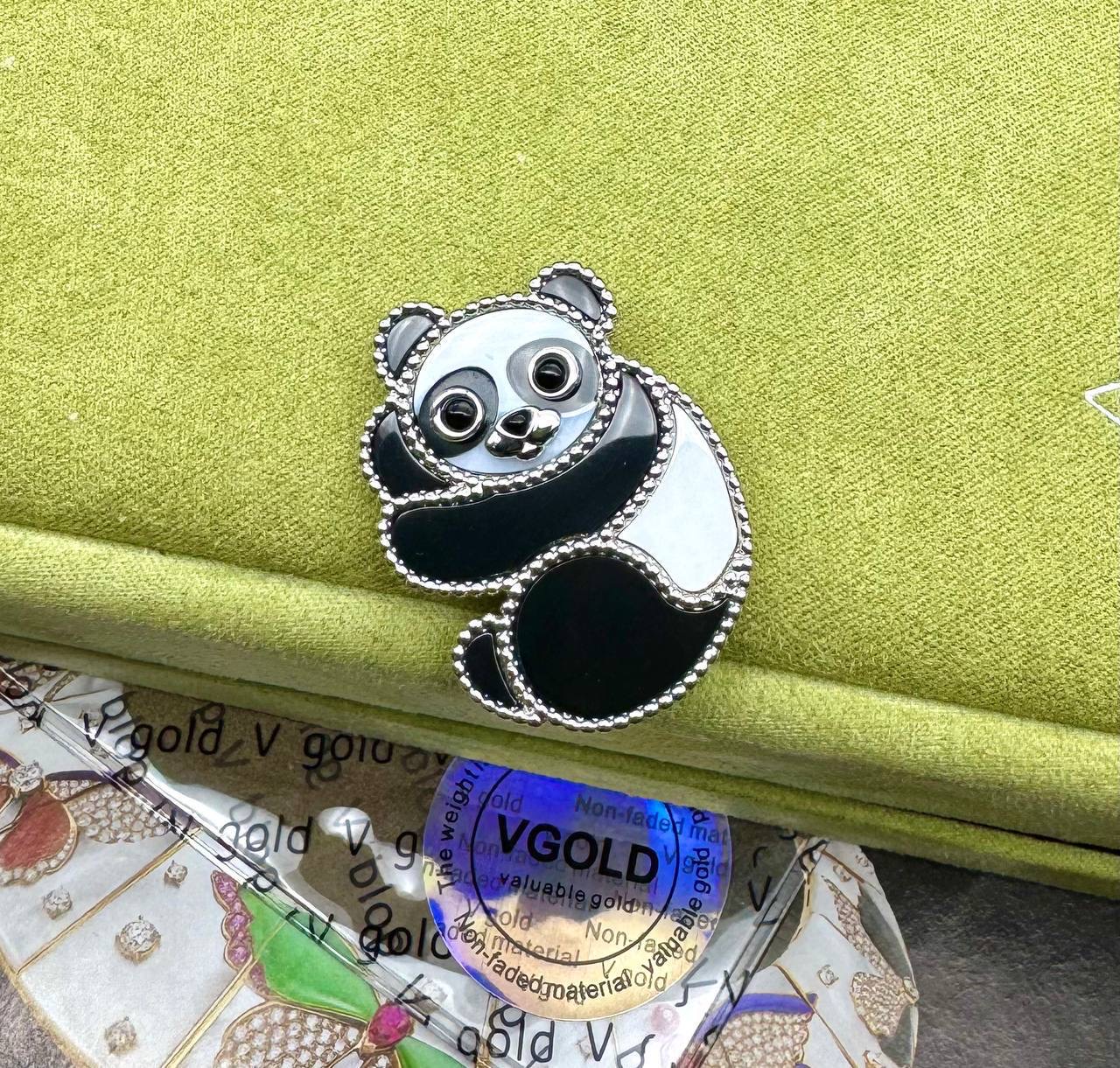 Фото Брошь Van Cleef & Arpels Lucky Animals Panda B2868