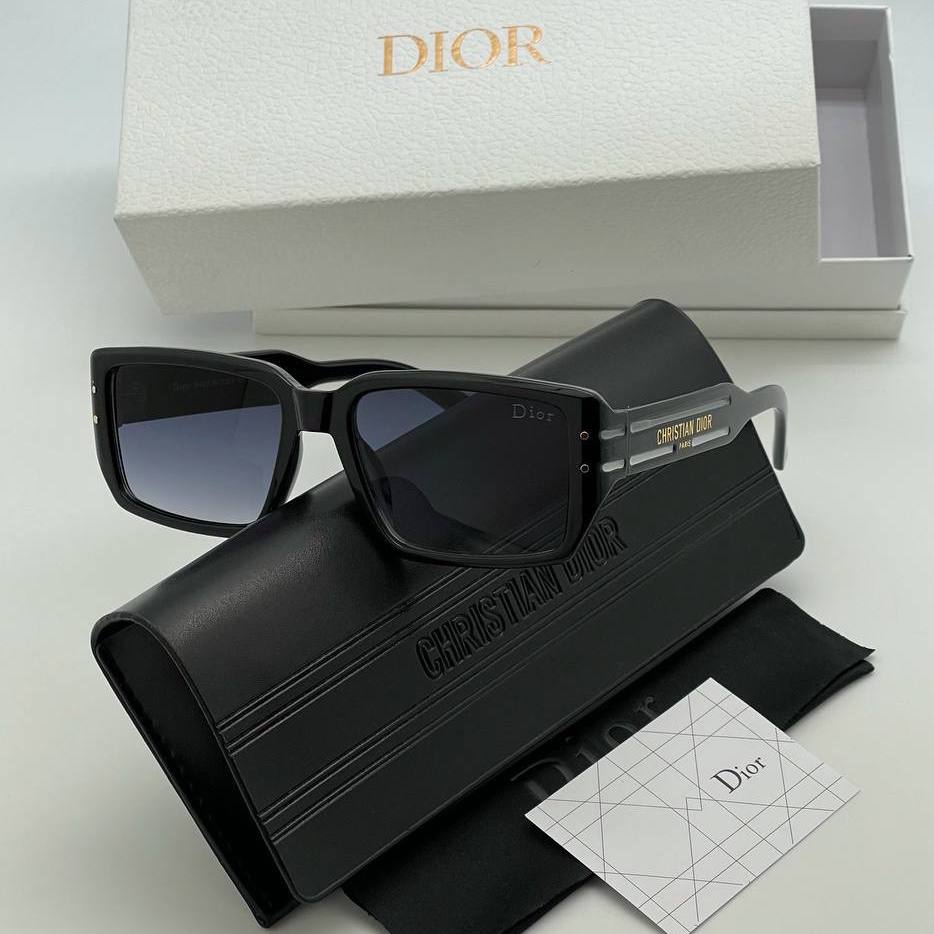 Фото Очки Dior DiorSignature S3652