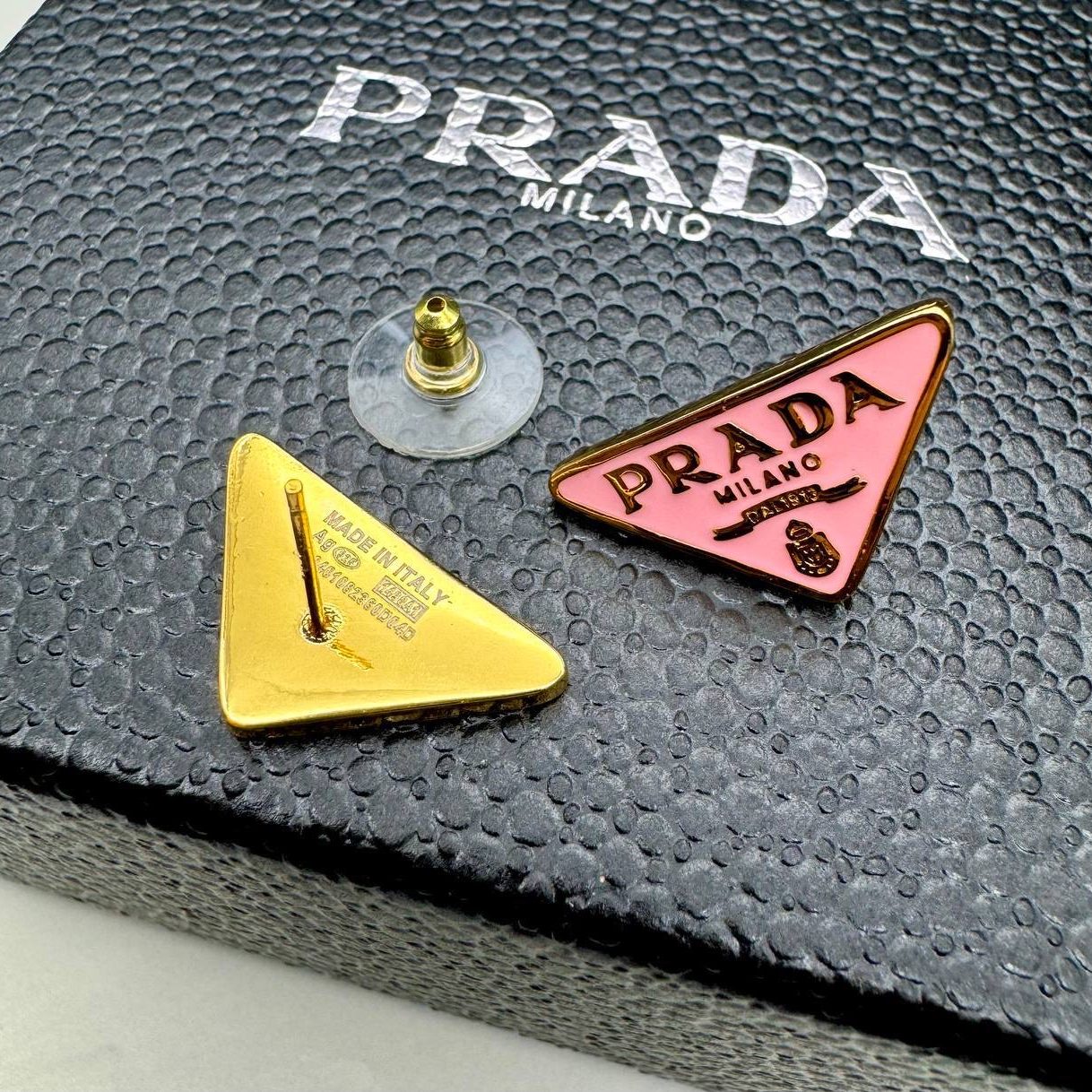 Фото Серьги Prada Symbole B2969