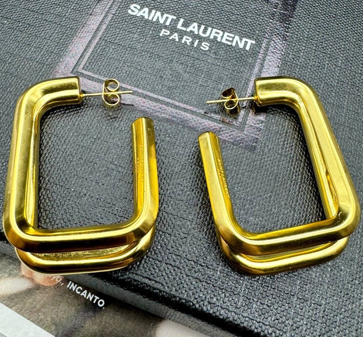 Фото Серьги Yves Saint Laurent Square Hoop B3047