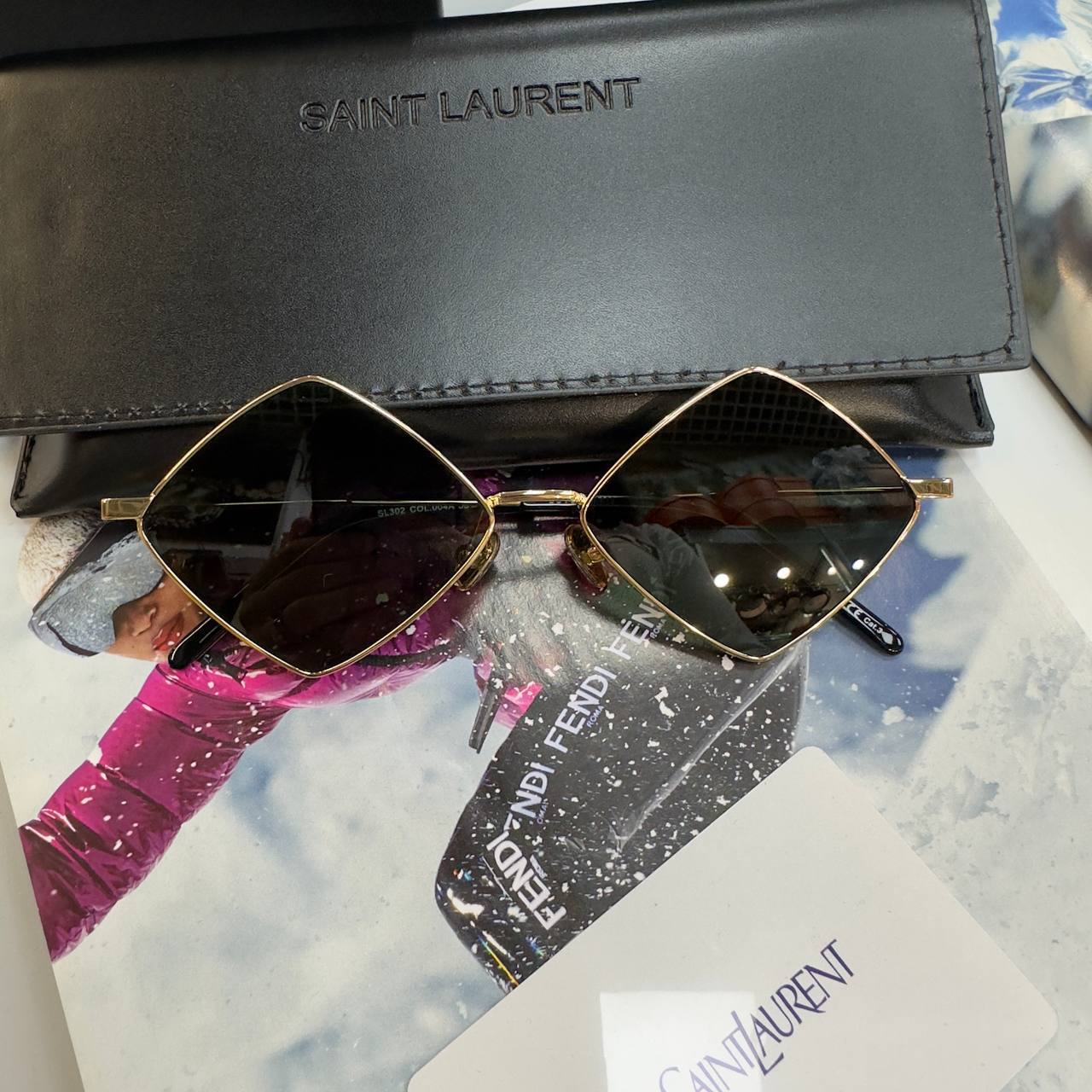 Фото Очки Yves Saint Laurent Lisa B3100