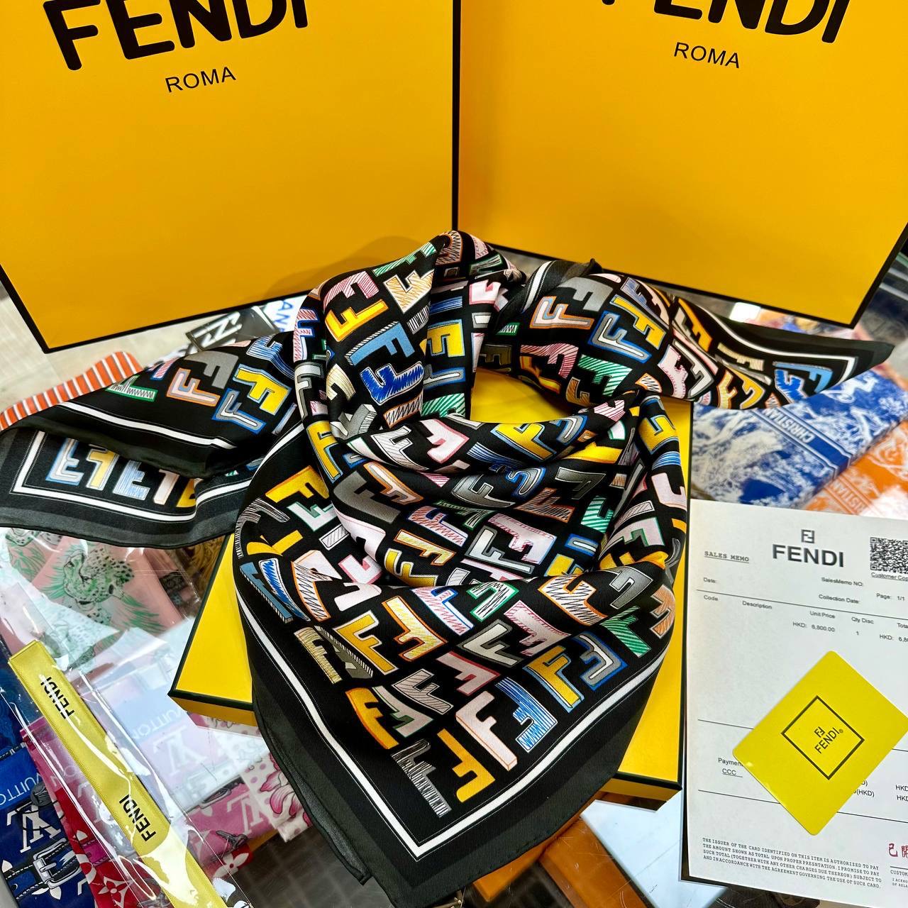 Фото Платок Fendi FF B3114