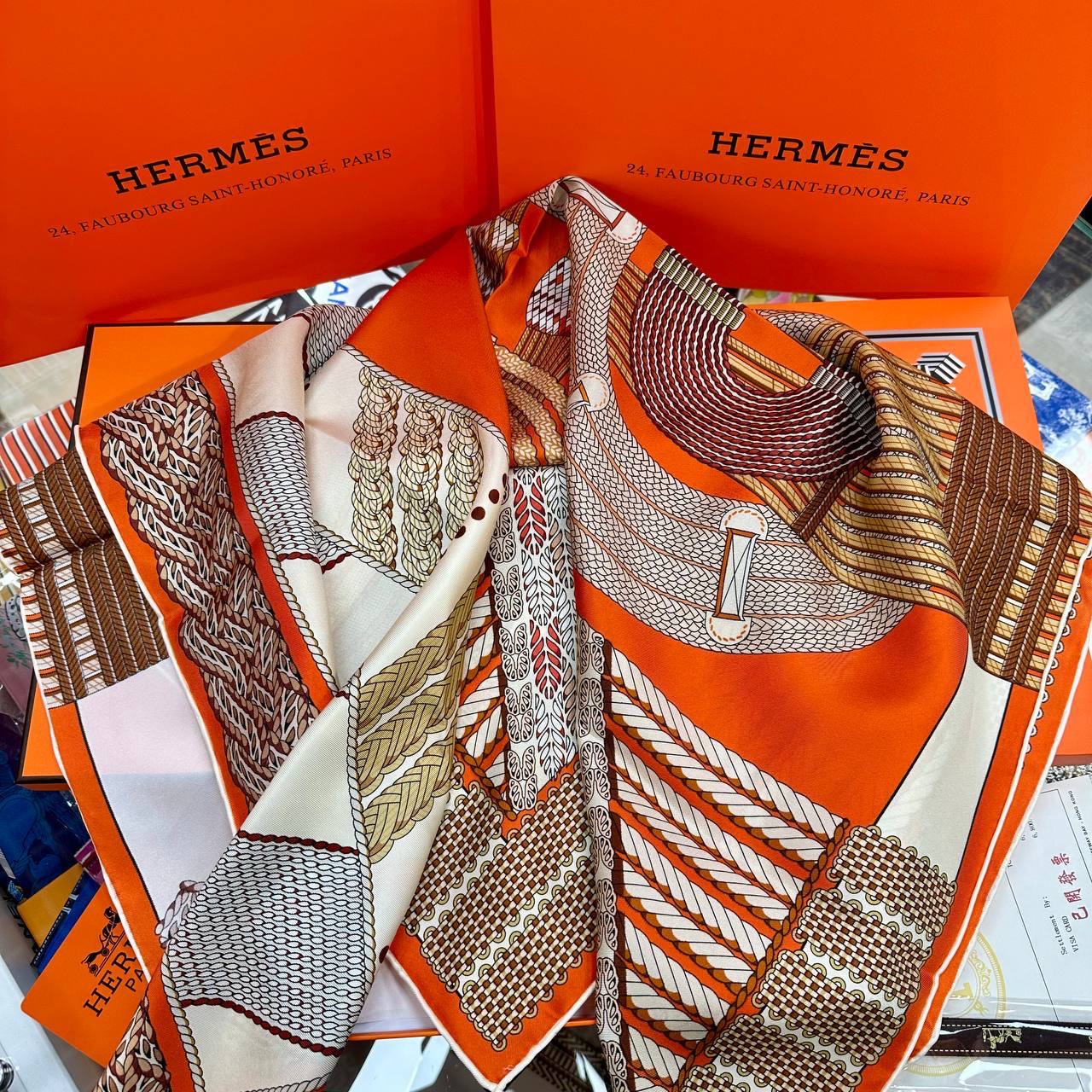 Фото Платок Hermes B3128