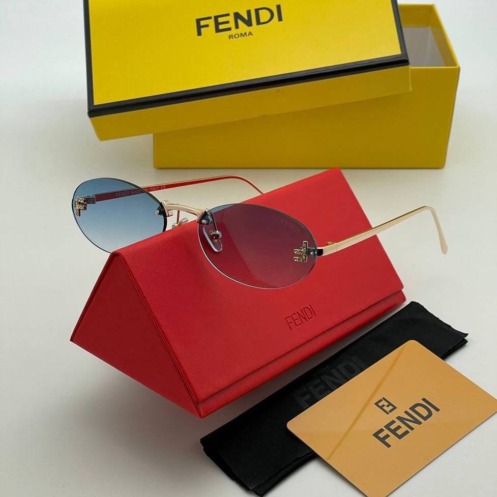 Фото Очки Fendi First Crystal S3706