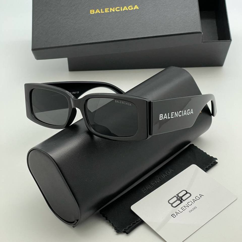 Фото Очки Balenciaga S3744