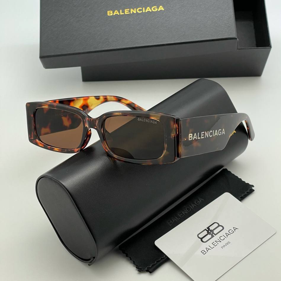 Фото Очки Balenciaga S3745