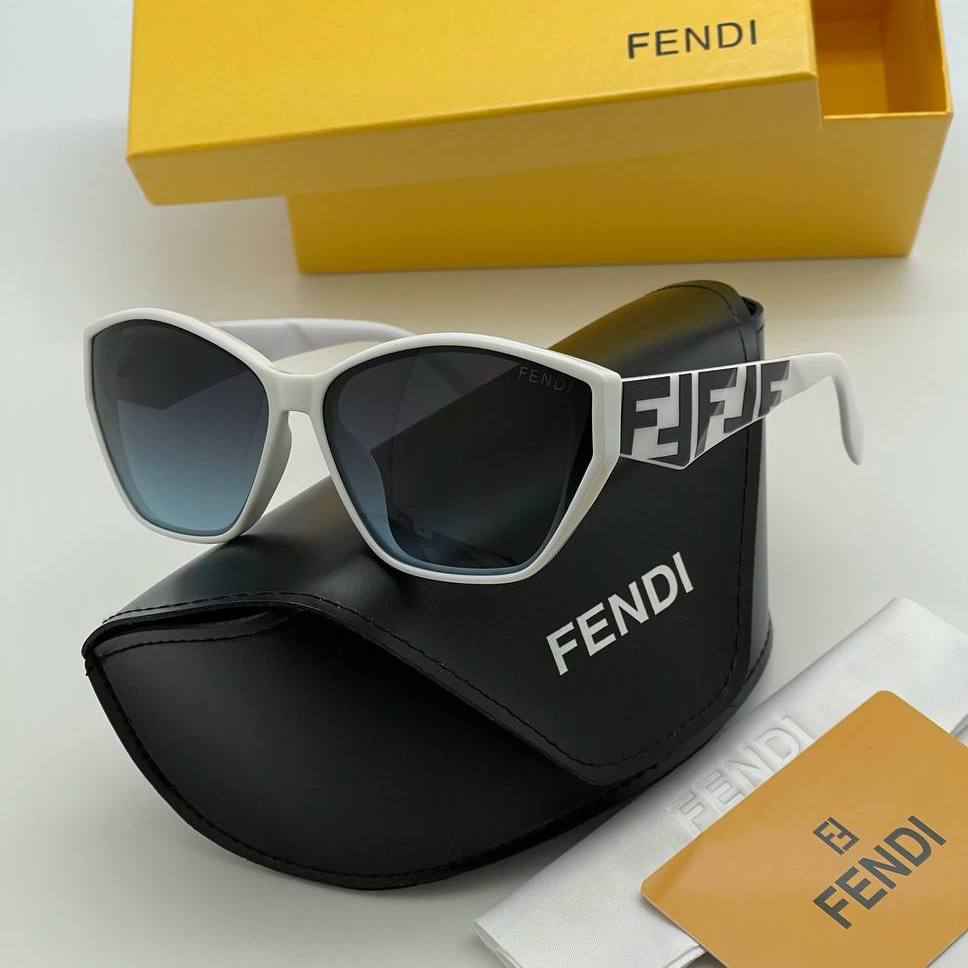 Фото Очки Fendi S3818