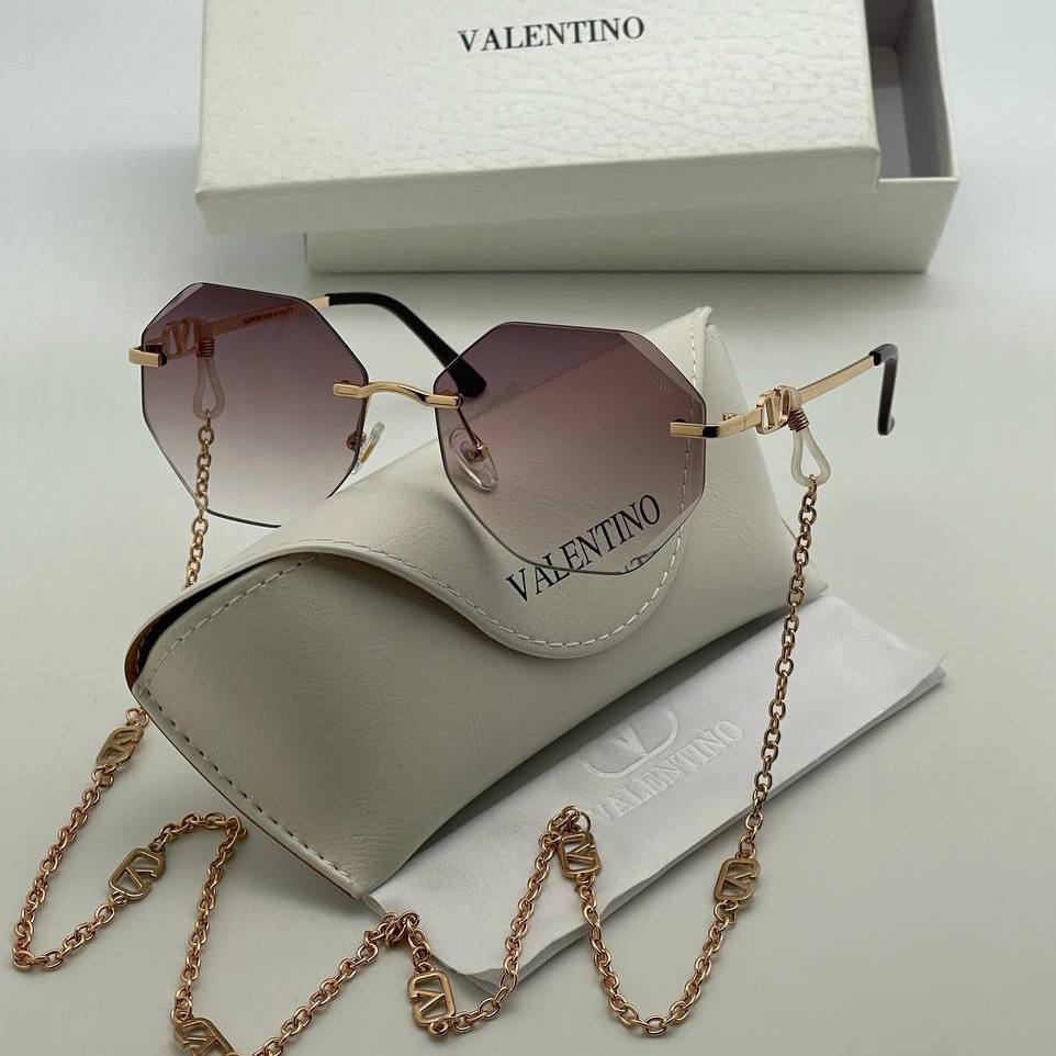 Фото Очки Valentino VLogo S3846